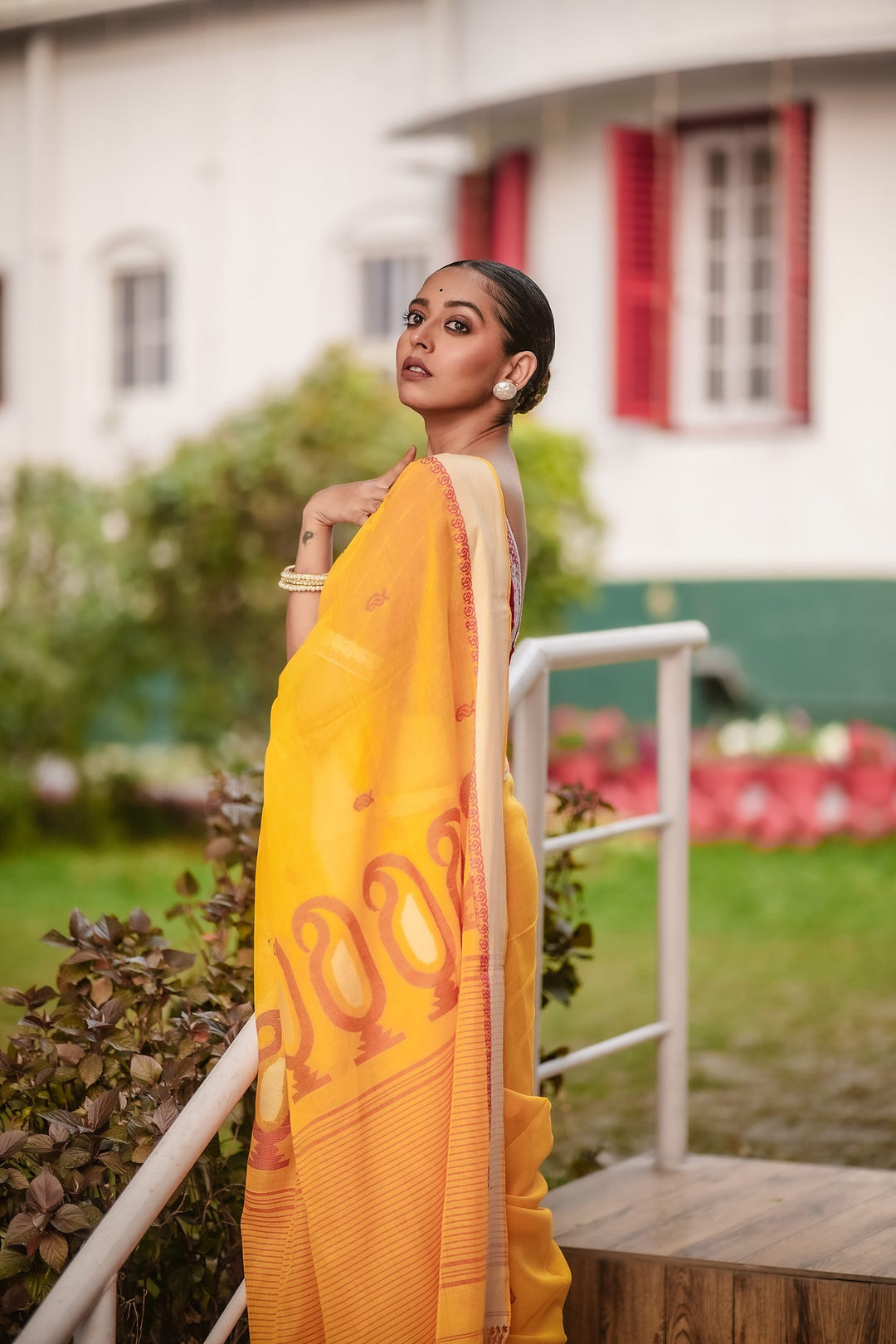 Holud Lal Kalka Jamdani Saree