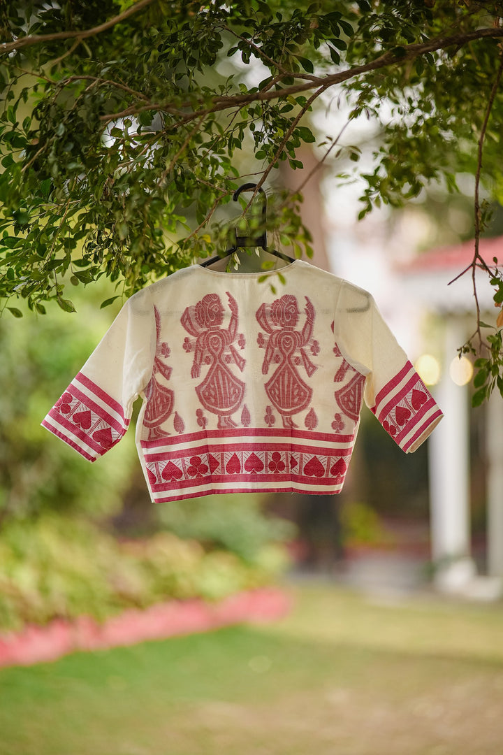 Putul Lal Sada Jamdani Blouse (White and Red)