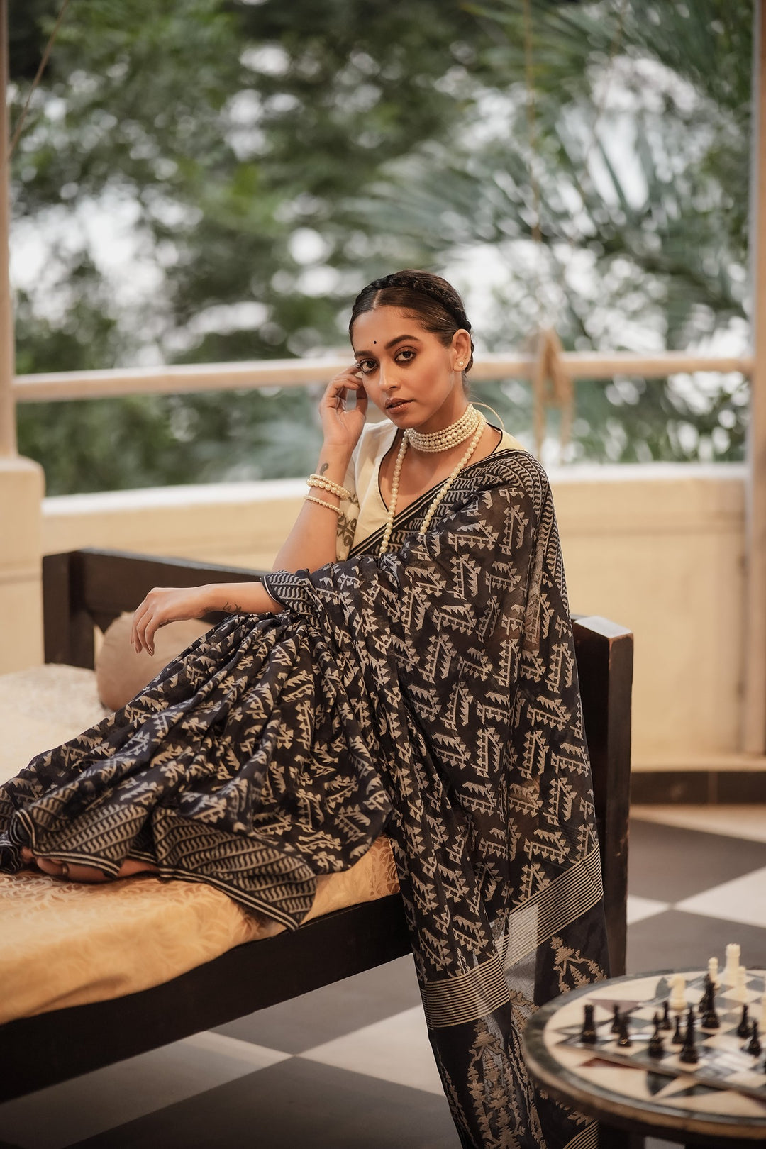 Thousand Emeralds Navy Blue Jamdani Saree