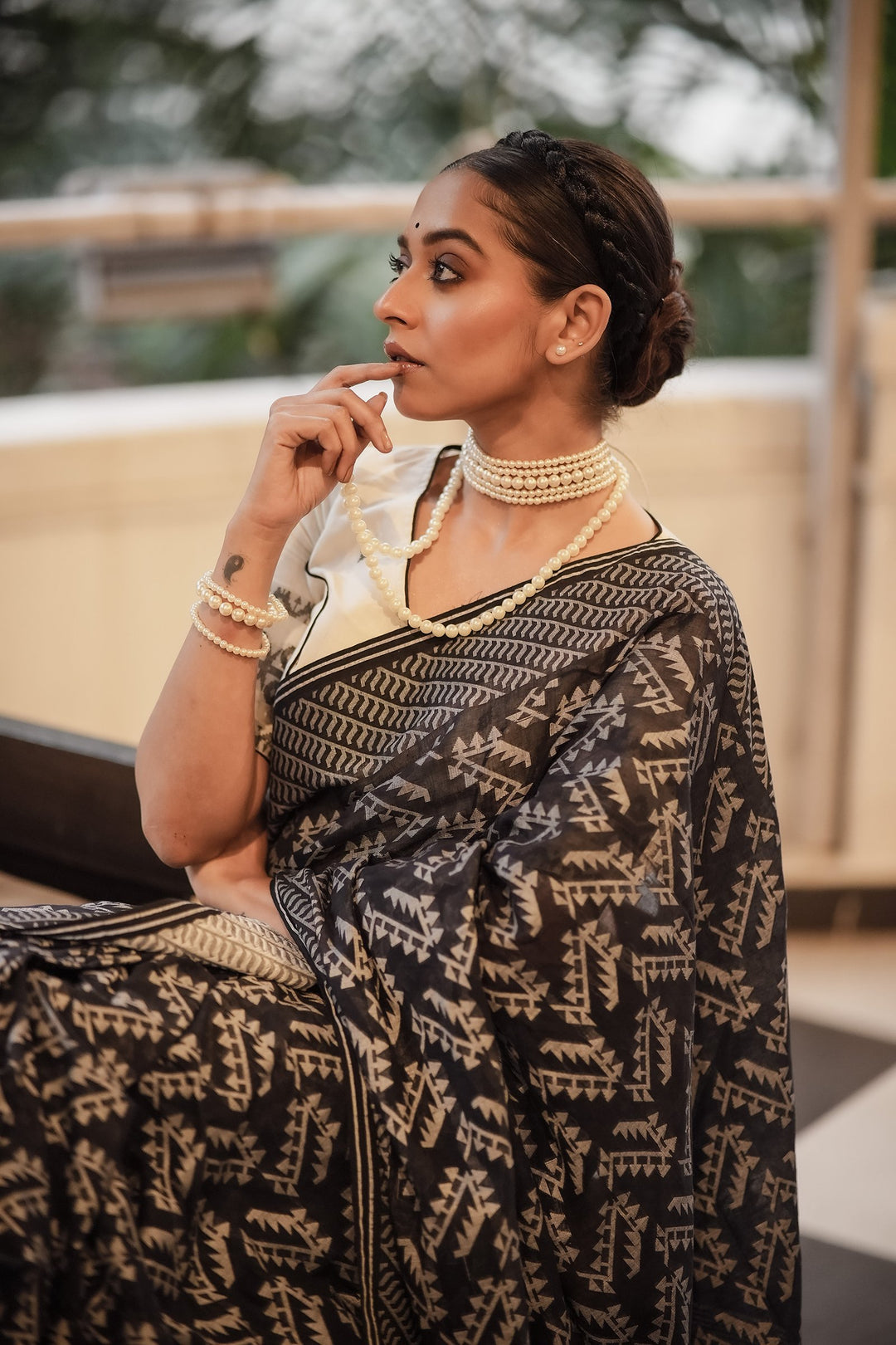 Thousand Emeralds Navy Blue Jamdani Saree
